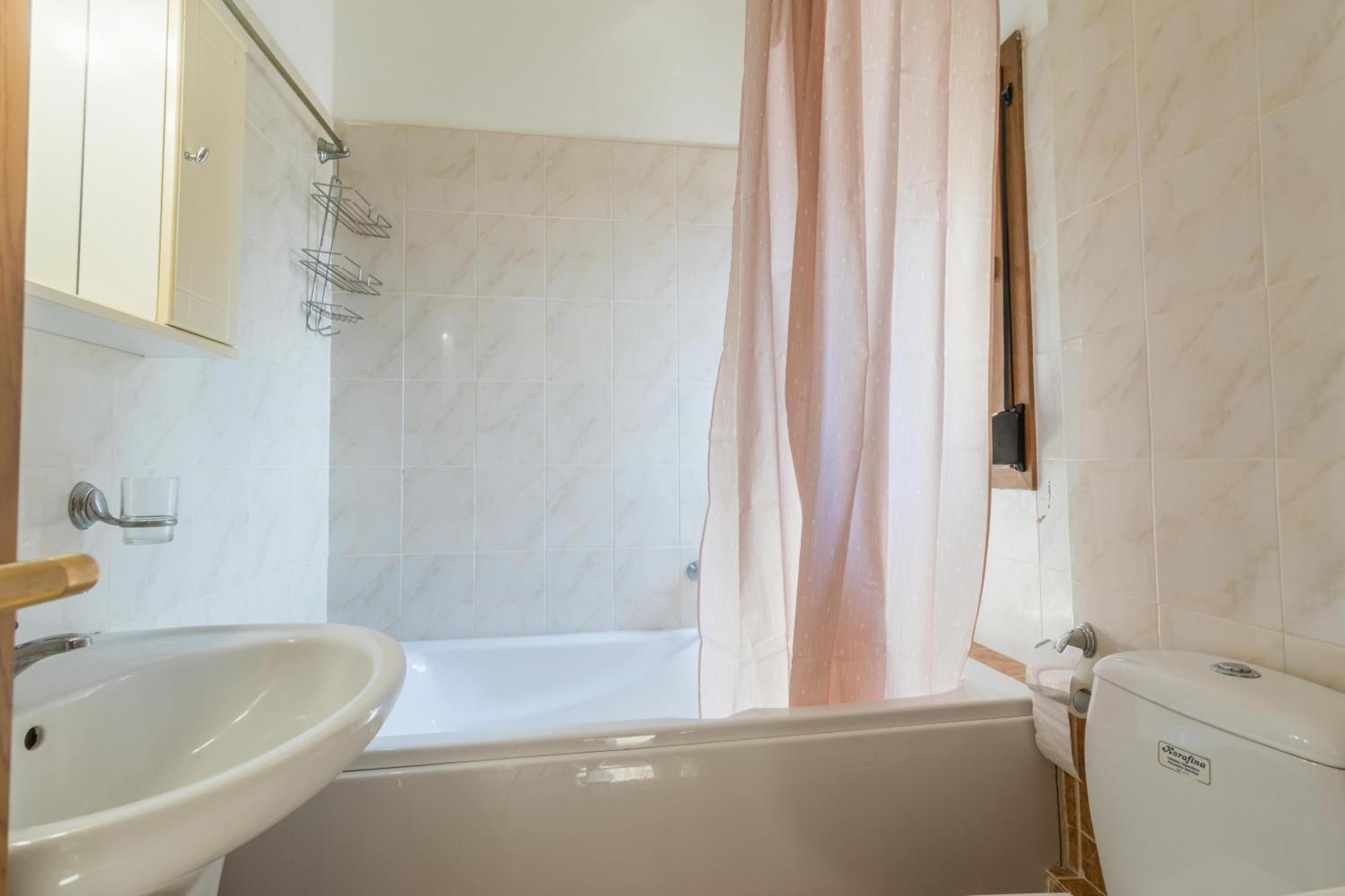 Golden Maisonette Retreat * Kechries
